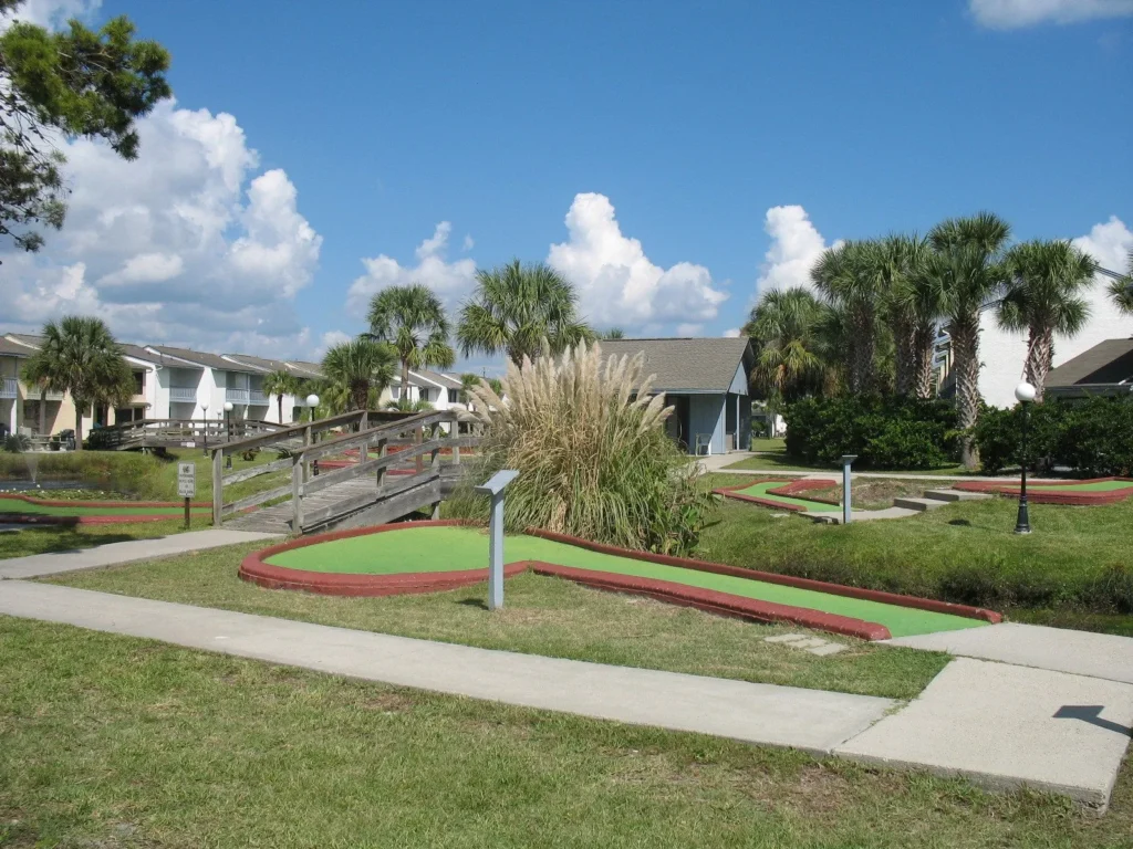 Picture of the mini golf course at the Gulf Highlands Beach Resort